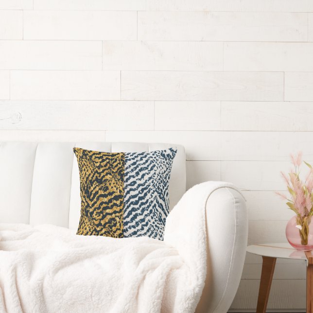 Zebra tiger rock !  cushion (Couch)