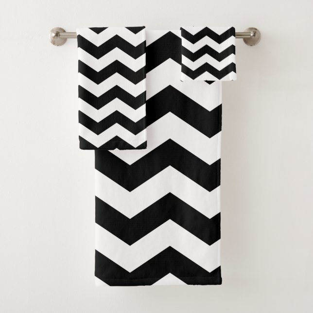 Zigzag Chevron Black And White Bath Towel Set (Insitu)