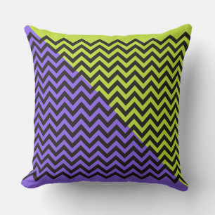 ZIGZAG pattern - black + your background & ideas Cushion