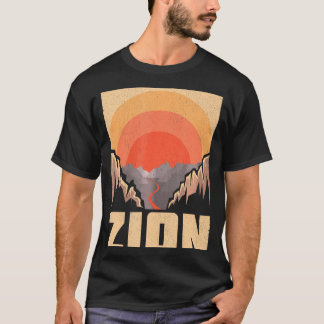 Zion National Park Merchandise Zion Hiking Souveni T-Shirt