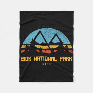 Zion National Park Utah Retro Vintage Hiking Gift  Fleece Blanket