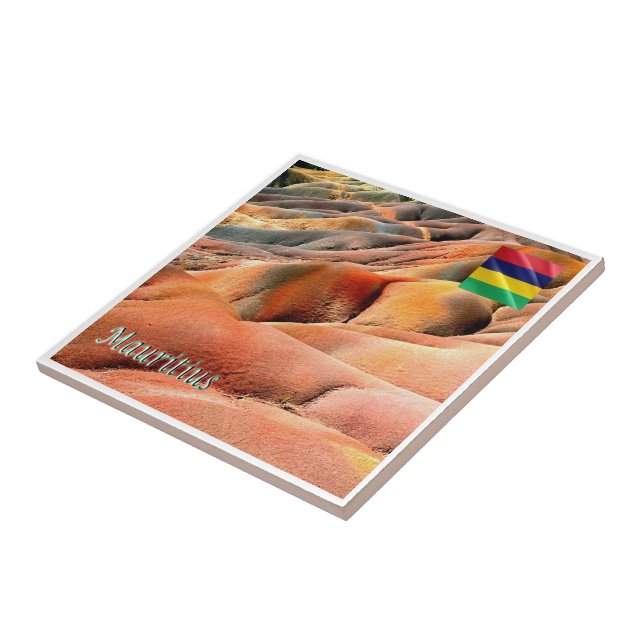 zMU027 MAURITIUS, Chamarel, Coloured Earths, Ceramic Tile (Side)