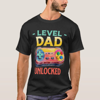 Zocker Papa DAD LEVEL UNLOCKED EST 2026 Soon-to-be T-Shirt