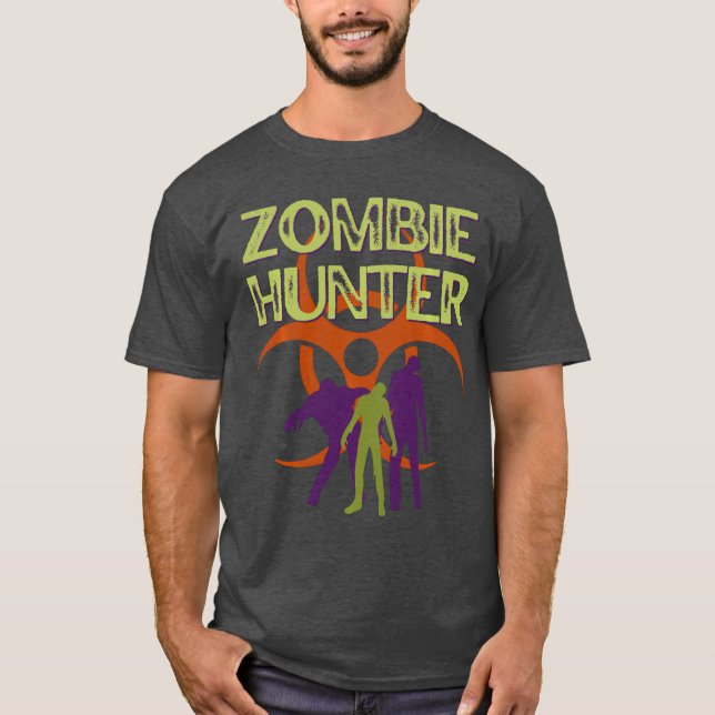 Zombie Hunter Scary Horror Halloween Costumeee fam T-Shirt (Front)