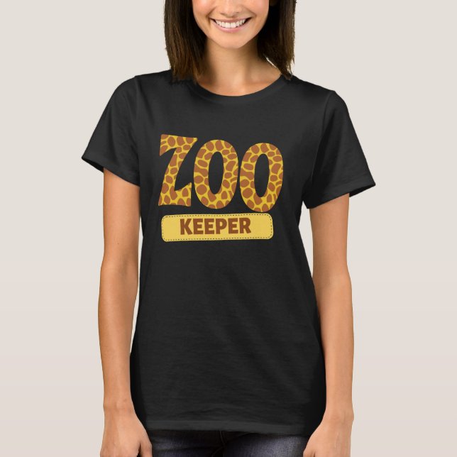 Zoo Keeper African Animals Giraffe Safari Zookeepe T-Shirt (Front)
